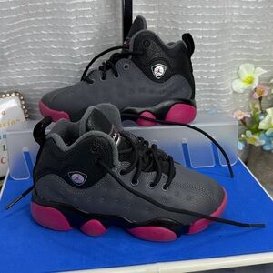 (S0) Nike Air Jordan Jumpman
Team II GG Girls' Shoes, Size 11.5 C, Unisex